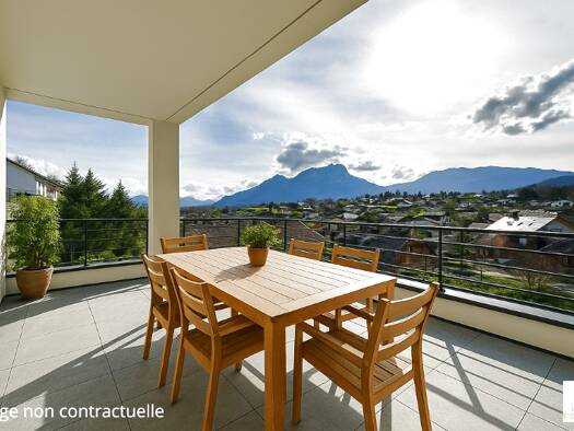 Appartement à vendre 490 000 € 4 pièces 3 chambres 115 m² RDC/2 Saint-Jeoire-Prieuré 73190