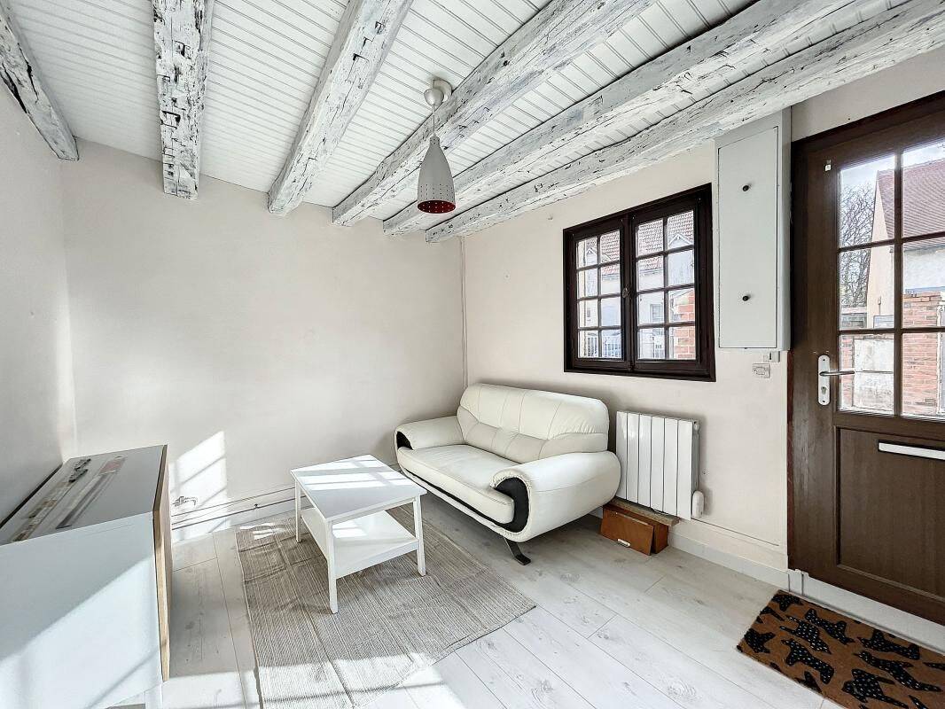Appartement 1 pièce 35 m² · à La Ferté-Saint-Aubin · 35,3 m² · 560 €
