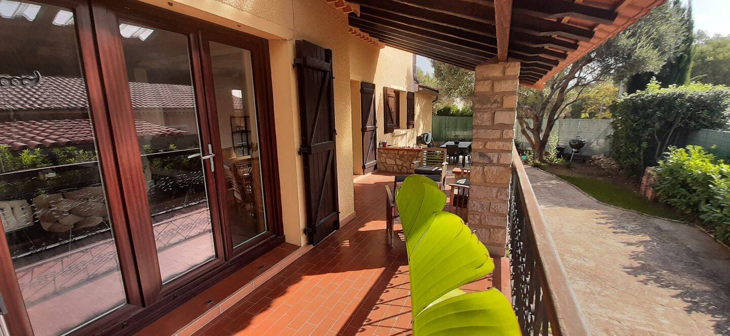 Maison 5 pièces 105 m² · à Six-Fours-les-Plages · 105 m² · 549 000 €