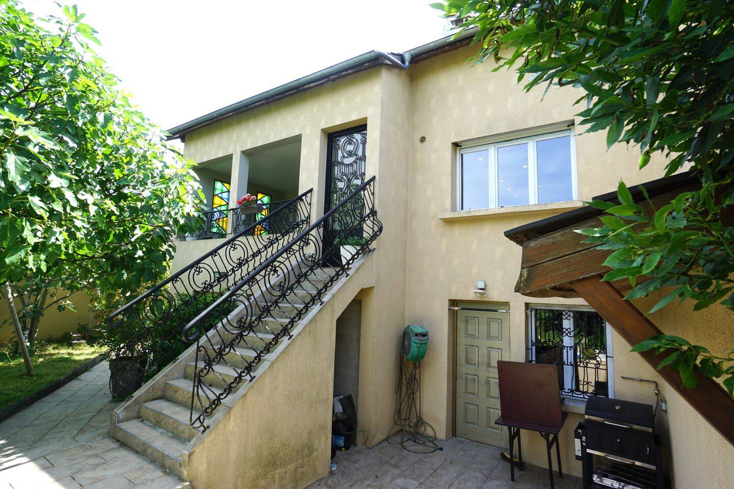 Maison 9 pièces 240 m² · à Aulnay-sous-Bois · 240 m² · 620 000 €