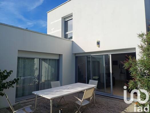 Maison à vendre 442 000 € 6 pièces 4 chambres 131 m² 360 m² de terrain Centre Saint-Sébastien-sur-Loire 44230