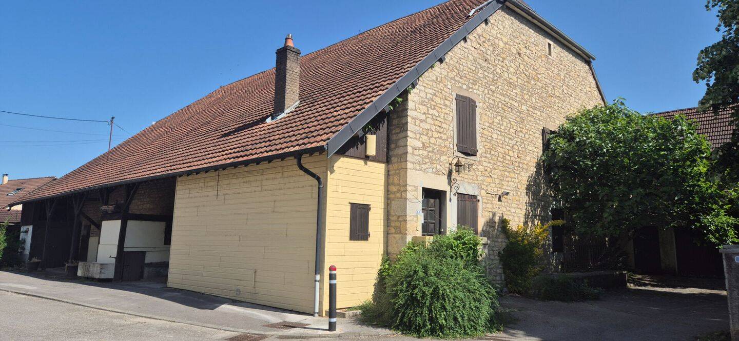 Maison 4 pièces 116 m² · à Chalezeule · 116 m² · 234 300 €