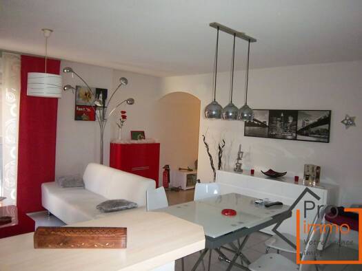 Appartement à vendre 106 000 € 2 pièces 1 chambre 49,2 m² Étage 1/2 Elne 66200