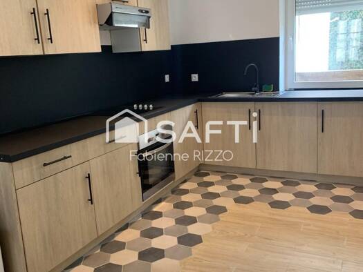 Appartement à vendre 106 000 € 3 pièces 2 chambres 68 m² Étage 2/3 Centre Ville-Felsberg Saint-Avold 57500