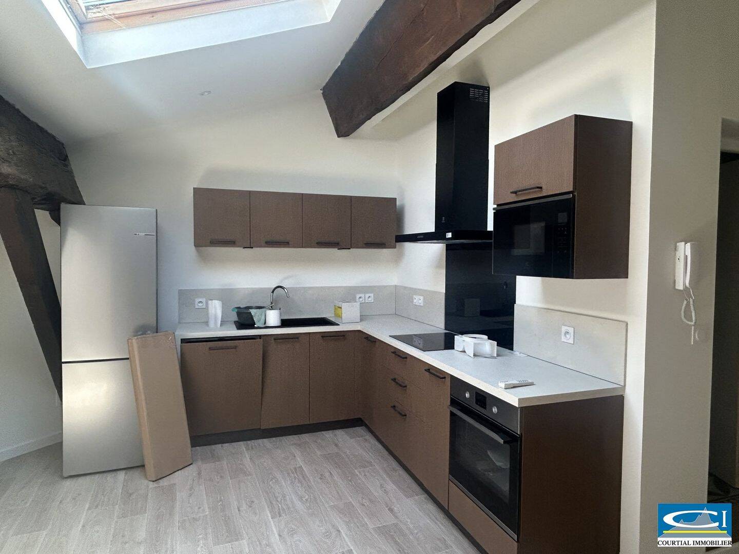 Appartement 4 pièces 100 m² · à Tournon-sur-Rhône · 100 m² · 900 €/mois