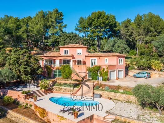 Villa à vendre 1 252 000 € 6 pièces 4 chambres 185 m² 5 000 m² de terrain Nord Bandol 83150