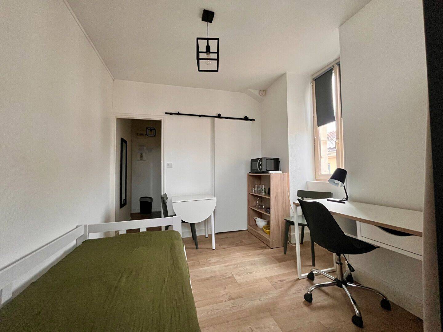 Appartement 1 pièce 15 m² · à Poitiers · 14,8 m² · 440 €