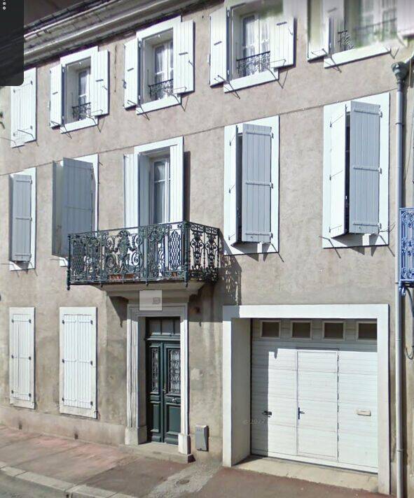 Maison 8 pièces 259 m² · à Castres · 259 m² · 370 000 €