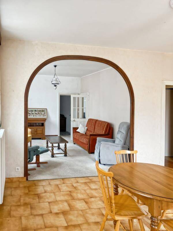 Maison 7 pièces 99 m² · à Époisses · 98,6 m² · 127 000 €