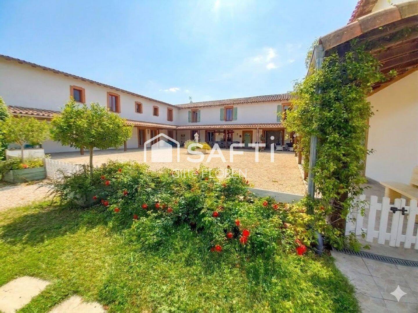 Maison 20 pièces 596 m² · à Rabastens · 596 m² · 995 000 €