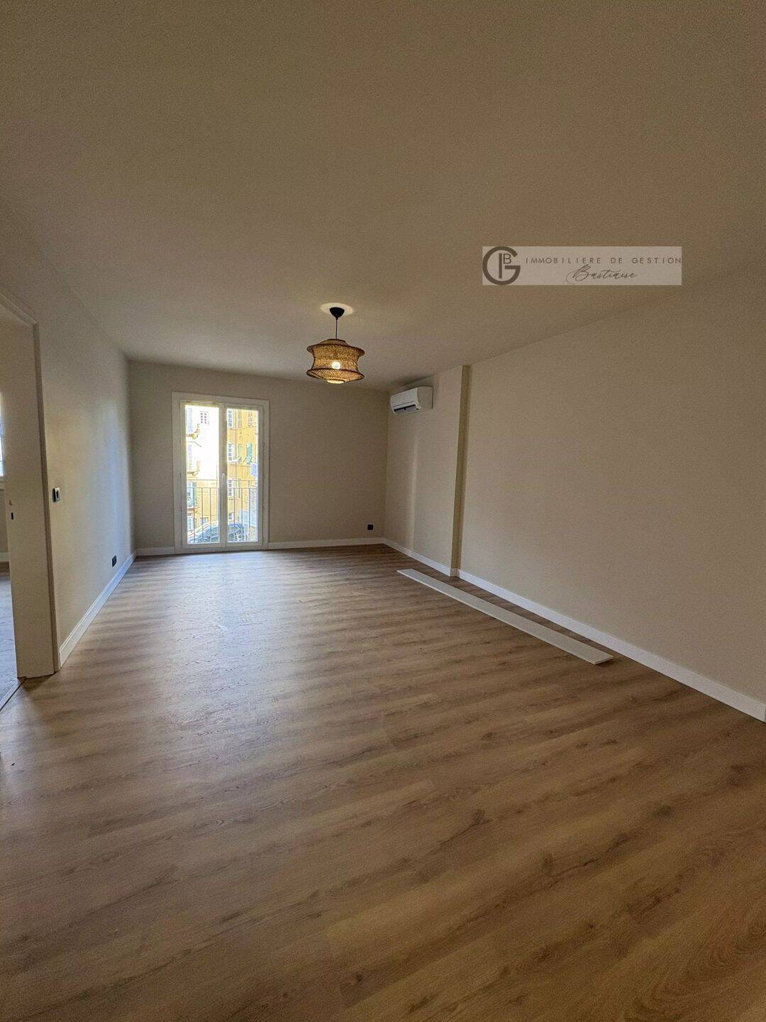 Appartement 2 pièces 52 m² · à Bastia · 52 m² · 750 €/mois