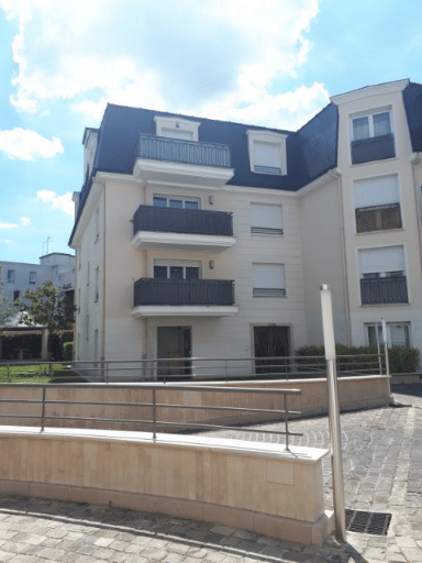 Appartement 2 pièces 42 m² · à Sainte-Geneviève-des-Bois · 41,6 m² · 899 €