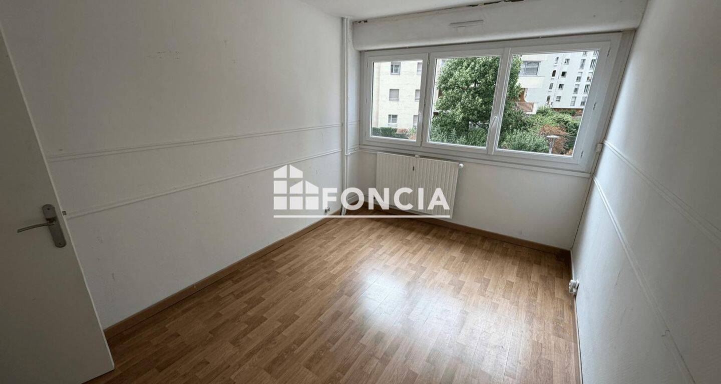 Appartement 4 pièces 85 m² · à Saint-Étienne · 85,1 m² · 770 €/mois