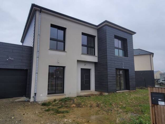 Terrain constructible viabilisé à vendre 270 000 € 640 m² de terrain Attainville 95570