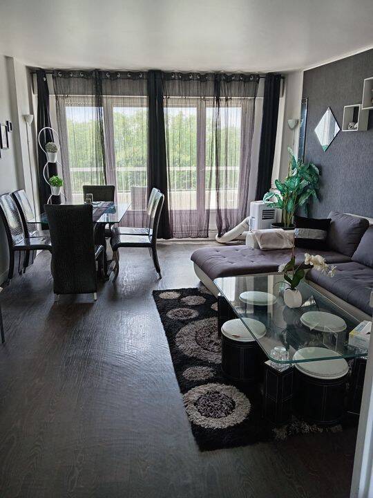 Appartement 4 pièces 80 m² · à Cergy · 80 m² · 1 950 €