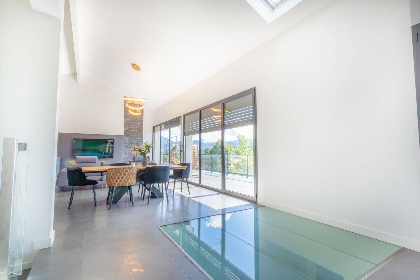 Maison 5 pièces 200 m² · à Fillinges · 200 m² · 966 000 €