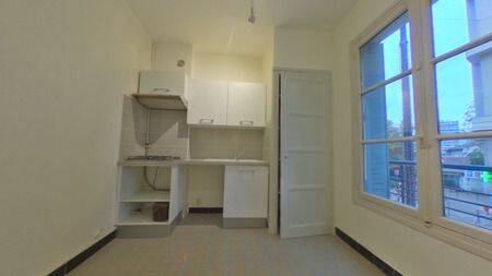 Appartement 1 pièce 32 m² · à Grenoble · 31,7 m² · 502 €