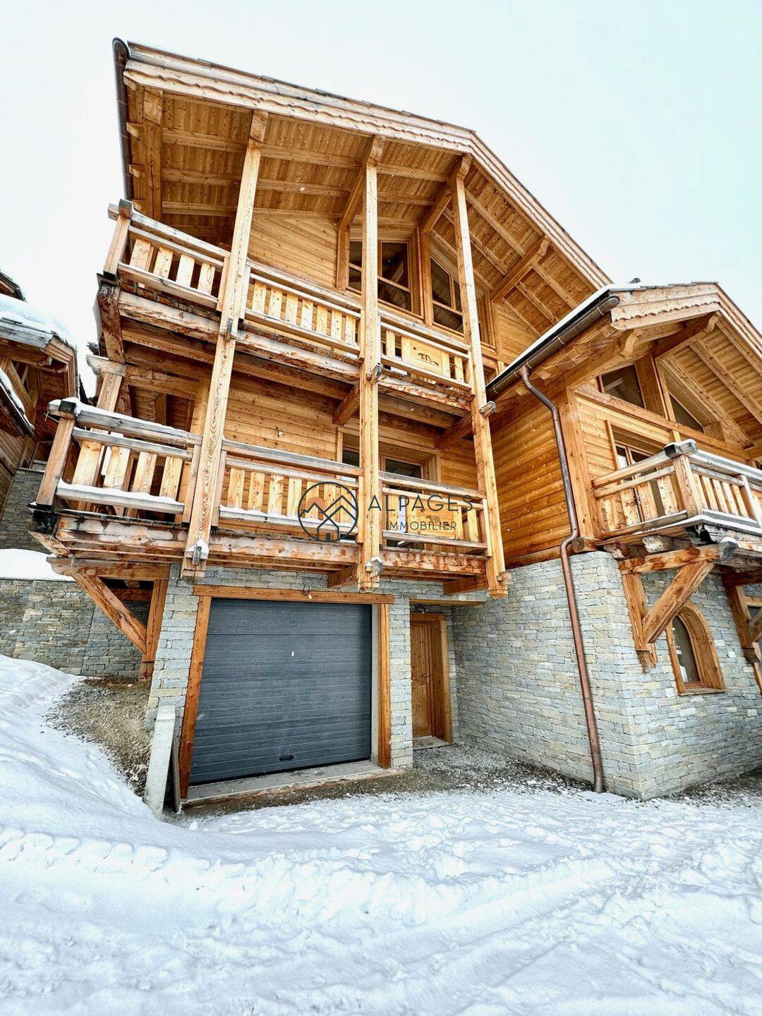 Maison 10 pièces 257 m² · à Vars · 257 m² · 1 500 000 €