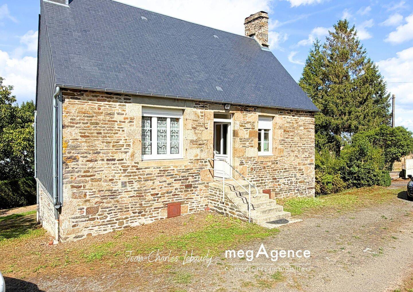 Maison 3 pièces 55 m² · à Vire Normandie · 55 m² · 92 000 €