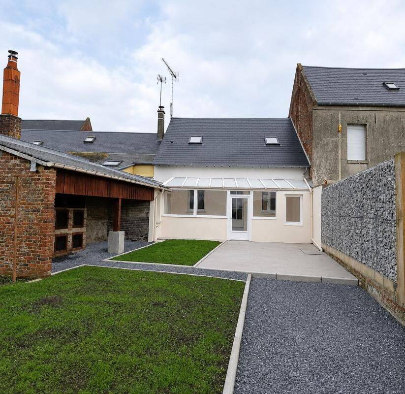 Maison 4 pièces 73 m² · à Nesle · 72,8 m² · 750 €