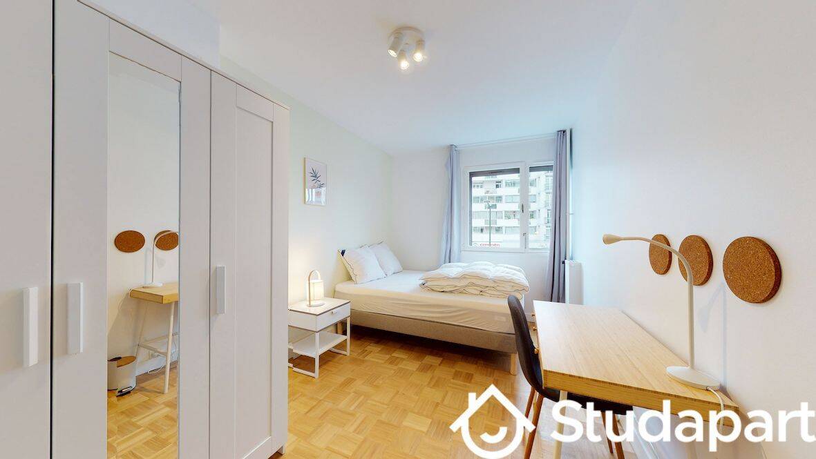 1 pièce 9 m² · à Asnières-sur-Seine · 9 m² · 763 €