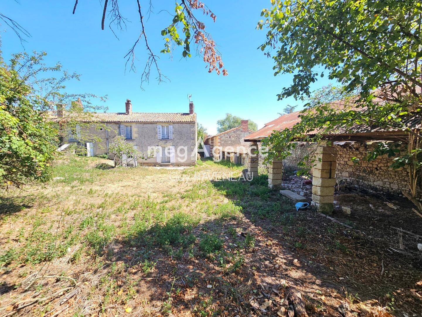 Maison 6 pièces 168 m² · à Loretz-d'Argenton · 168 m² · 75 000 €