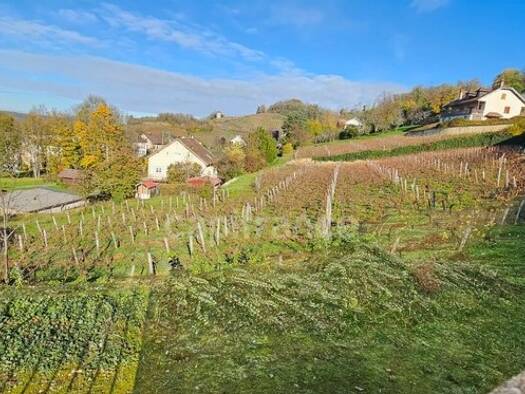 Terrain constructible à vendre 130 000 € 3 014 m² de terrain Arbois 39600