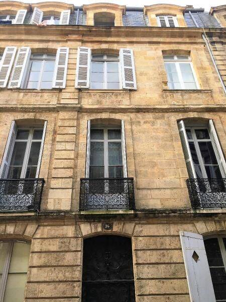 Appartement 1 pièce 17 m² · à Bordeaux · 16,6 m² · 680 €