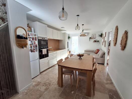 Immeuble à vendre 260 000 € 110 m² Centre Ville Port-la-Nouvelle 11210