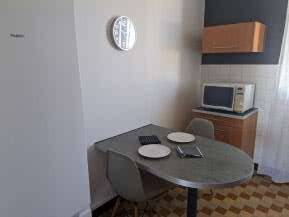 t4 meublé proche centre ville — 19