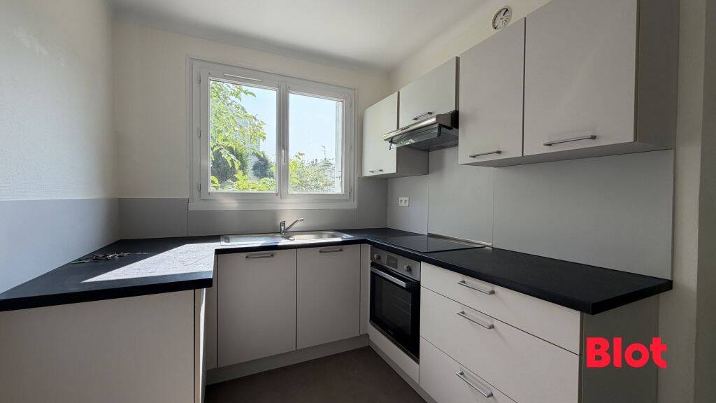 À LOUER - MAISON T5 - 69,76M² - À RENNES - Rue du Sous Lieutena — 4