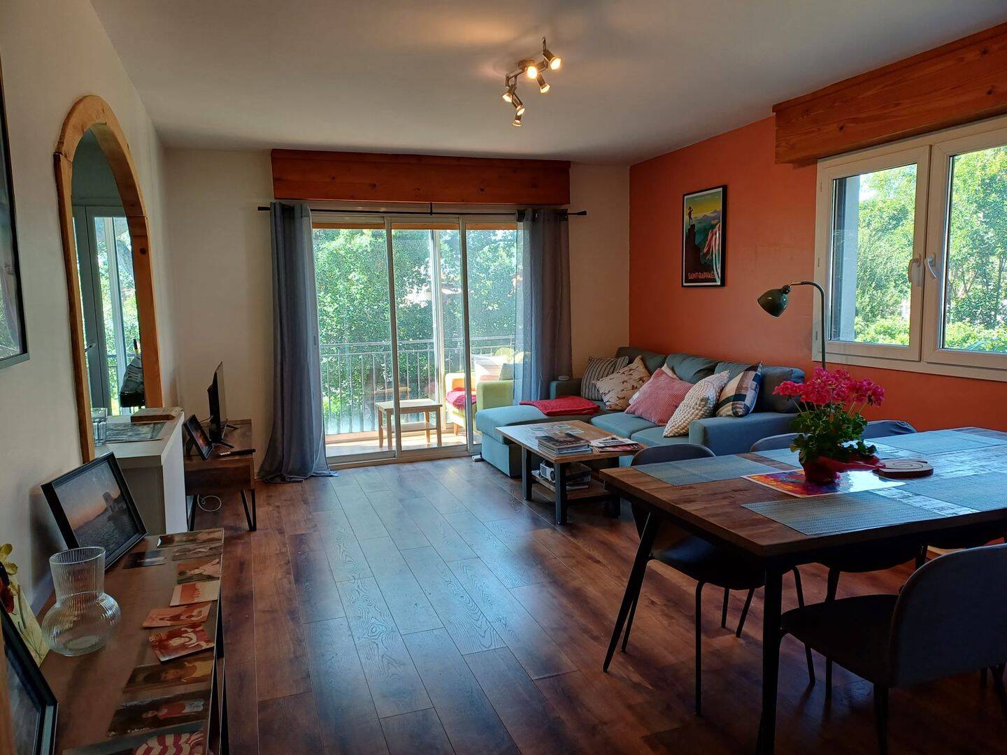 Appartement 3 pièces 69 m² · à Saint-Raphaël · 69 m² · 1 200 €