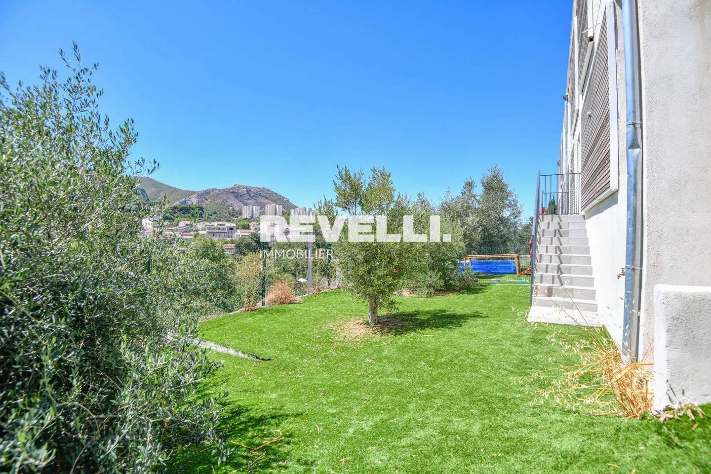 Appartement 4 pièces 95 m² · à Marseille 11ème Arrondissement · 95 m² · 419 000 €