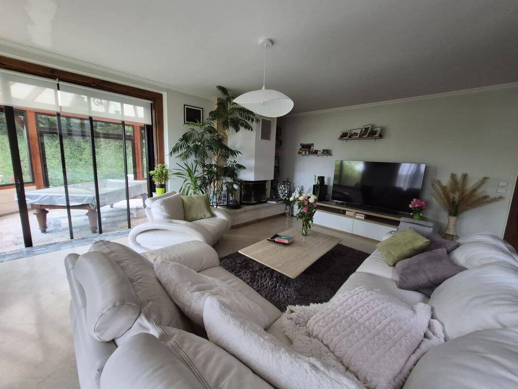 Maison 9 pièces 204 m² · à Déville-lès-Rouen · 204 m² · 420 000 €