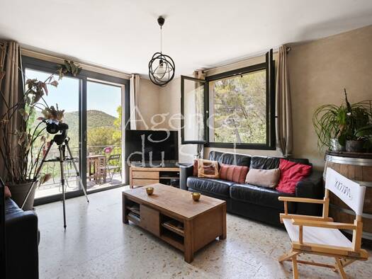 Maison à vendre 585 000 € 5 pièces 4 chambres 148 m² 1 290 m² de terrain Peypin 13124