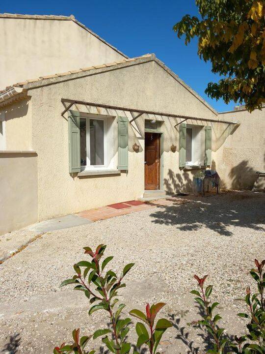 Appartement 2 pièces 40 m² · à L'Isle-sur-la-Sorgue · 40 m² · 670 €