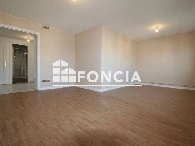 Appartement 3 pièces 63 m² · à Fontaine · 63,2 m² · 675 €/mois