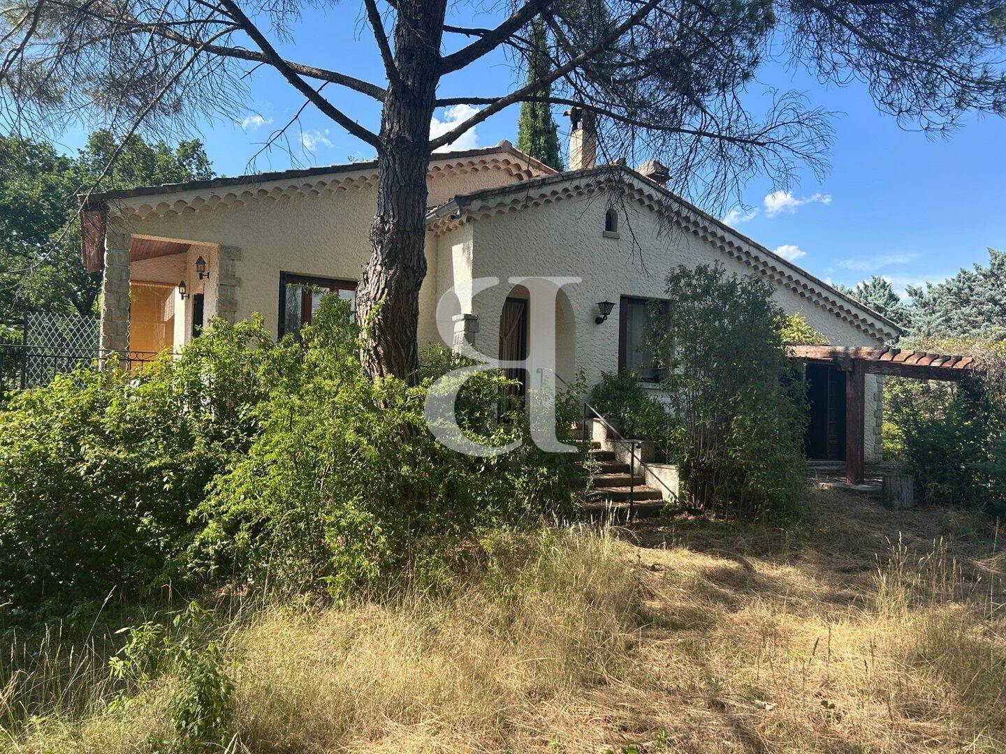 Maison 6 pièces 151 m² · à Nyons · 151 m² · 312 700 €