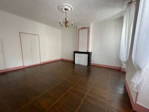 Appartement à vendre 72 000 € 3 pièces 1 chambre 66 m² RDC/1 Veynes 05400