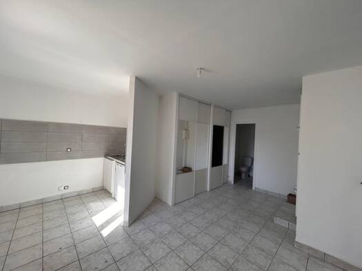 Duplex à vendre 55 000 € 3 pièces 2 chambres 38 m² 4 étages Beaurepaire 38270