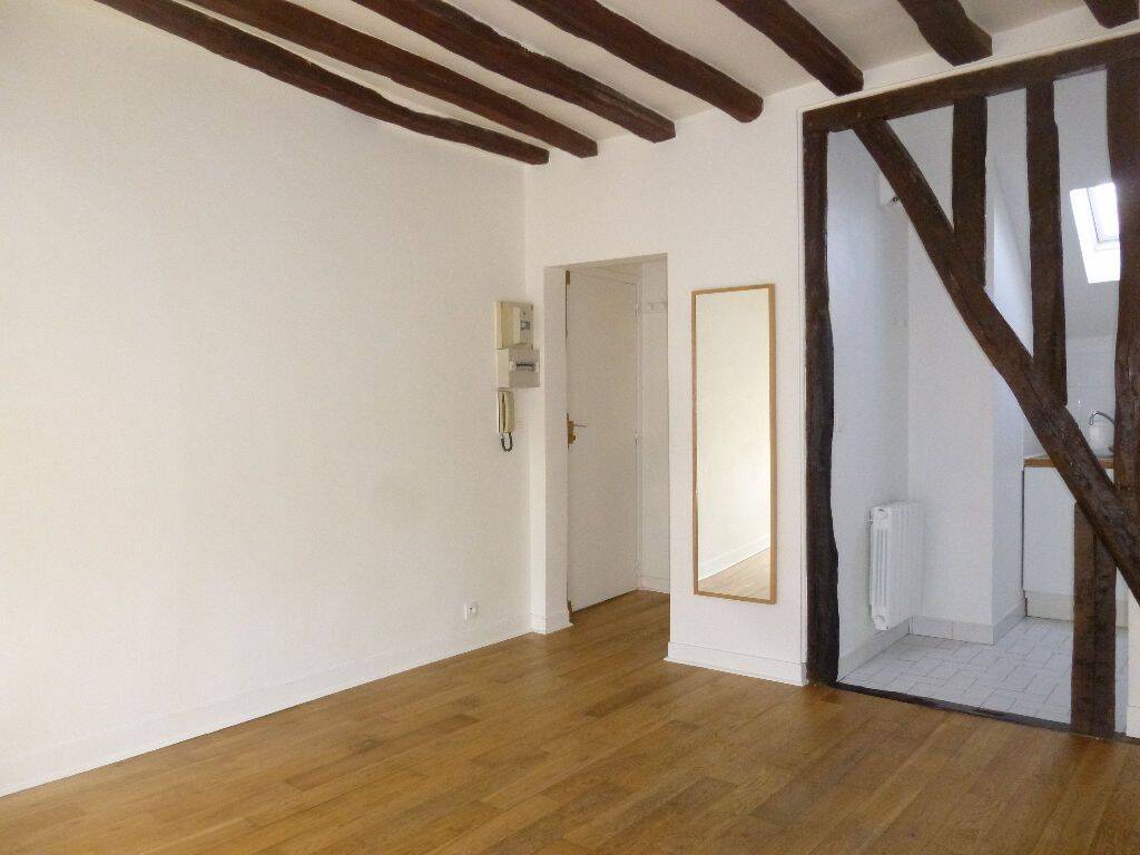 Appartement 1 pièce 22 m² · à Saint-Germain-en-Laye · 21,9 m² · 765 €