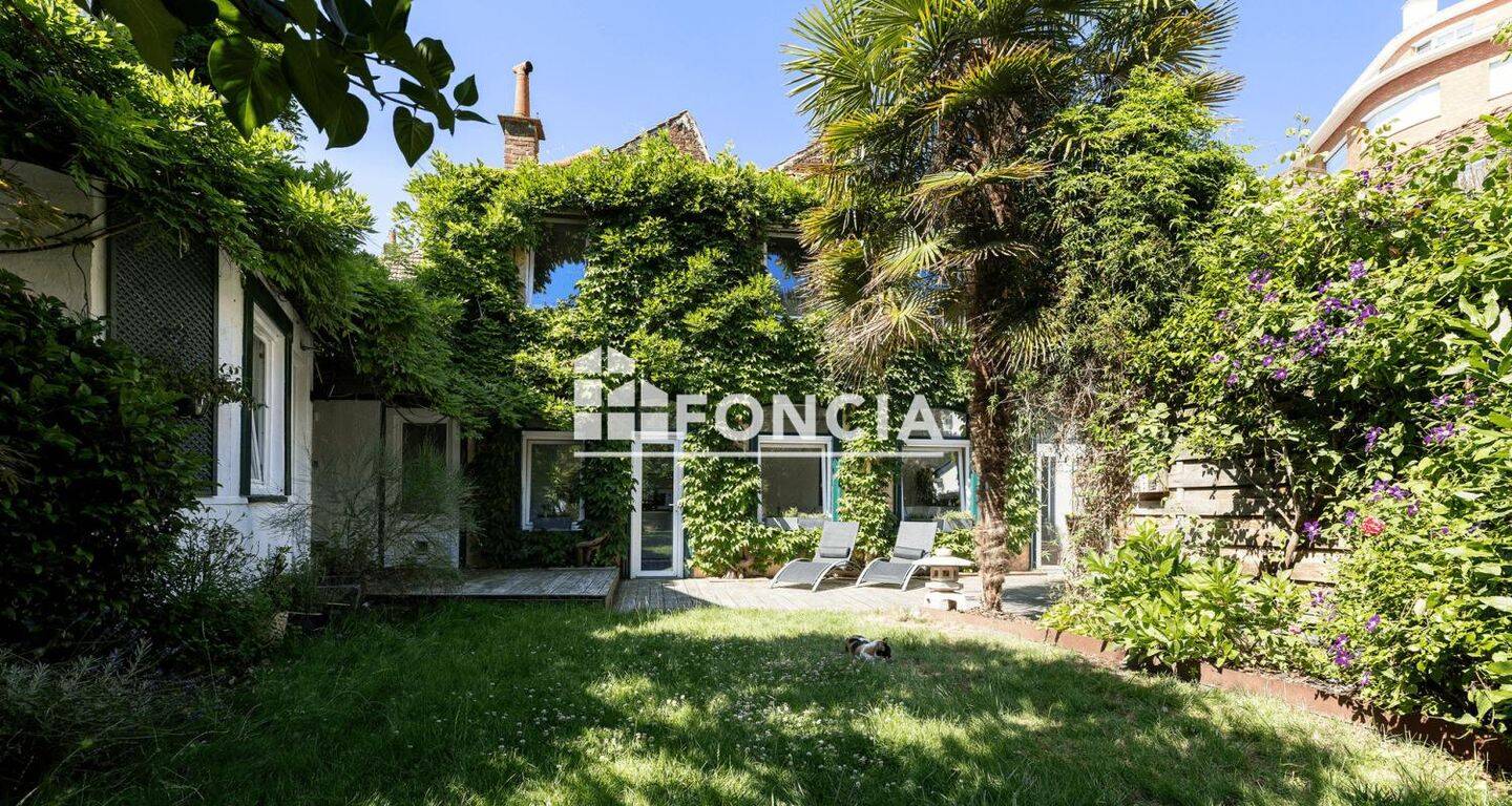 Maison 7 pièces 222 m² · à Roubaix · 222 m² · 599 000 €