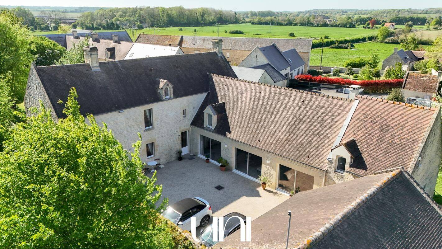 Maison 7 pièces 280 m² · à Creully sur Seulles · 280 m² · 840 000 €