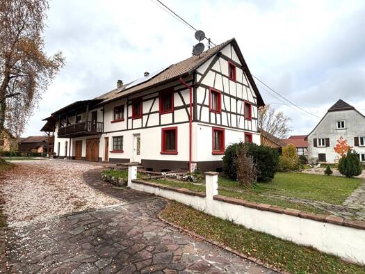 Maison à vendre 499 000 € 10 pièces 7 chambres 232 m² 772 m² de terrain Vieux-Ferrette 68480