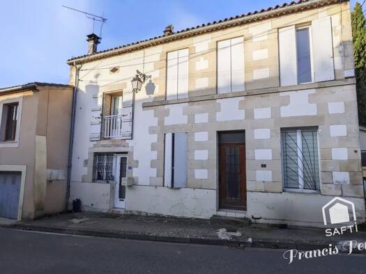 Immeuble à vendre 267 500 € 191 m² Listrac-Médoc 33480