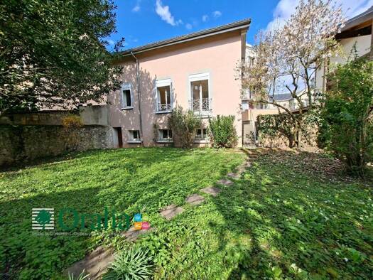 Maison à louer 1 283 € 5 pièces 3 chambres 107,9 m² 130 m² de terrain Allies-Clos d'Or Grenoble 38000