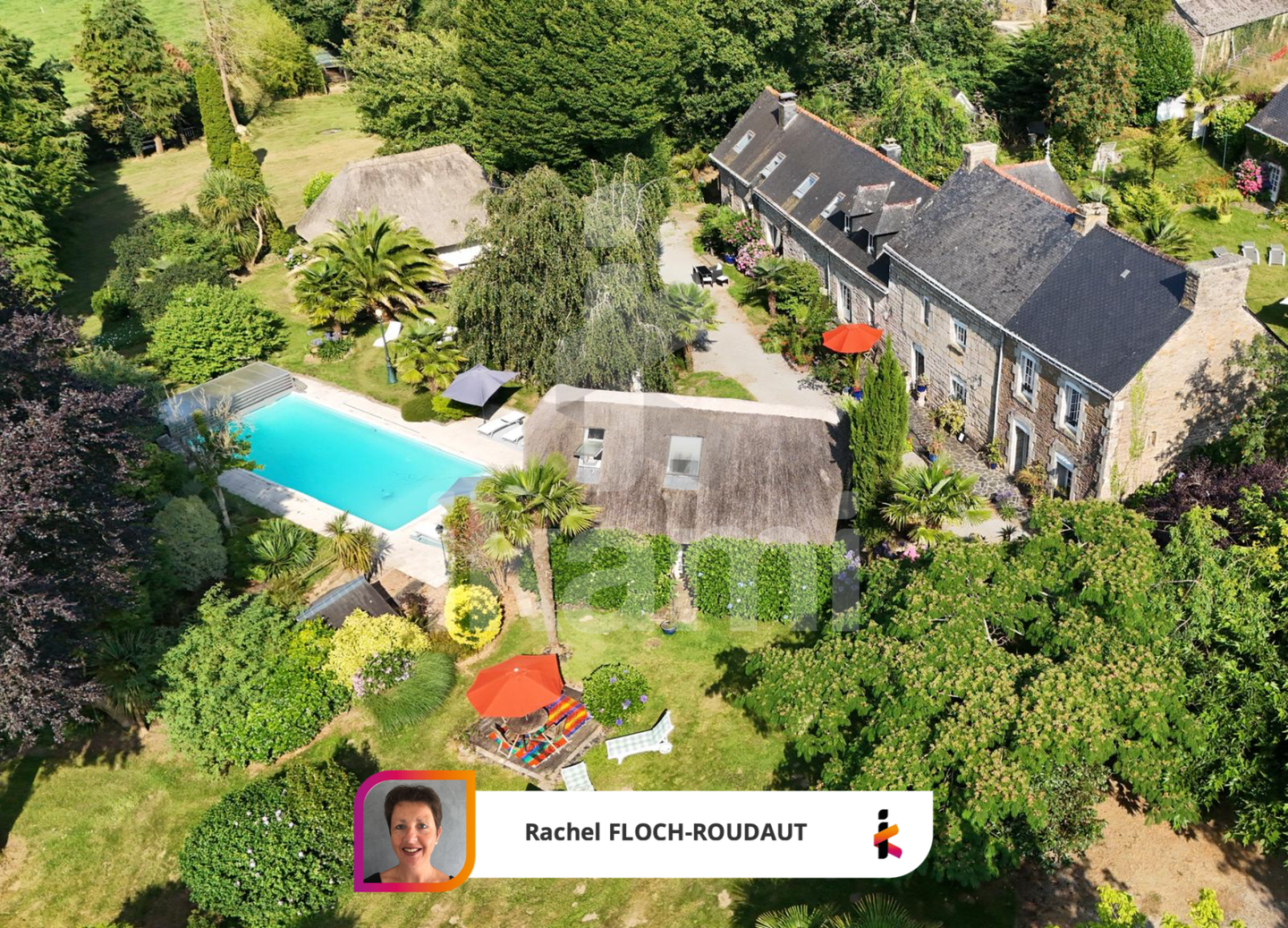 Maison 10 pièces 267 m² · à Scaër · 267 m² · 297 000 €