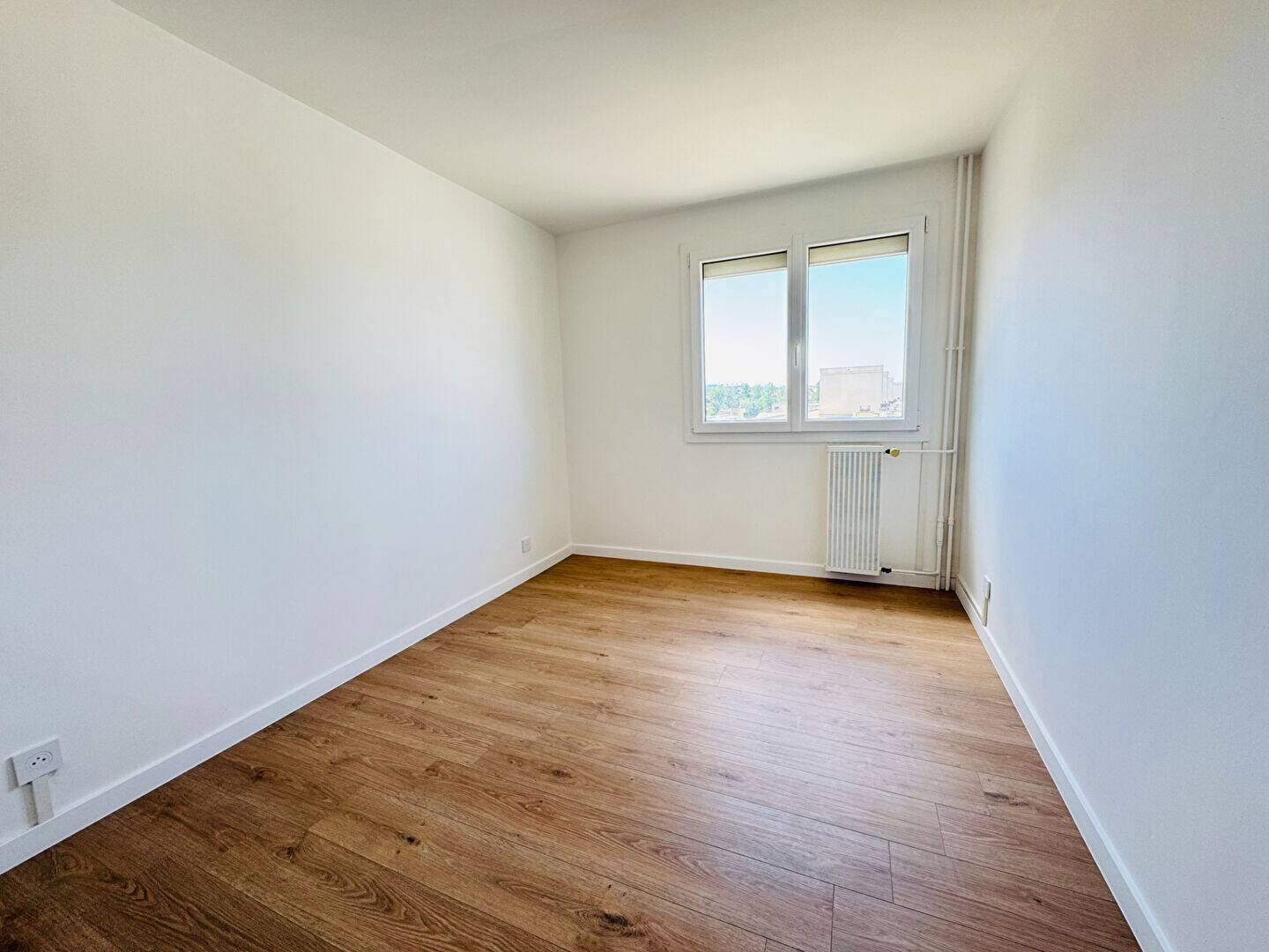 T4BIS DE 103.67 m2 RUE CHARLES DUMONT — 6