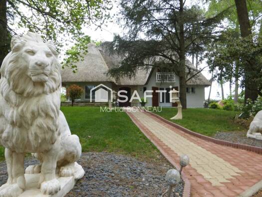 Maison à vendre 720 000 € 7 pièces 4 chambres 200 m² 8 000 m² de terrain Saint-Nicolas-de-Redon 44460