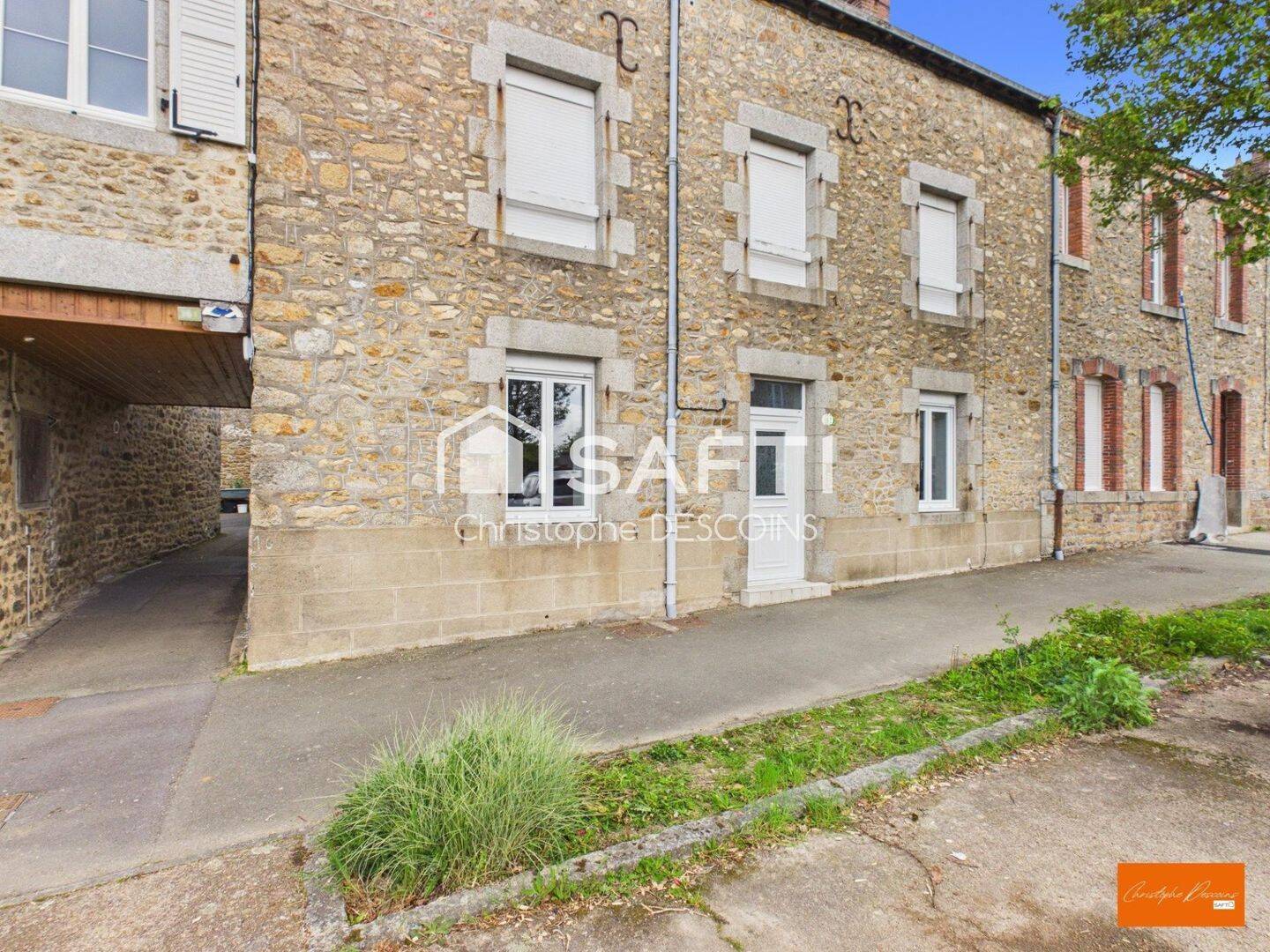 Maison 5 pièces 115 m² · à Martigné-sur-Mayenne · 115 m² · 136 000 €